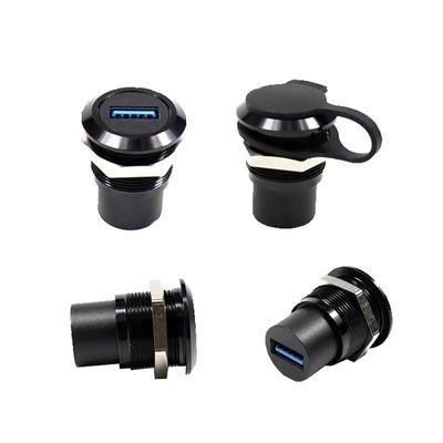 PA66 Connessione impermeabile IP67 montata su pannello di nylon con tensione di funzionamento di 500V