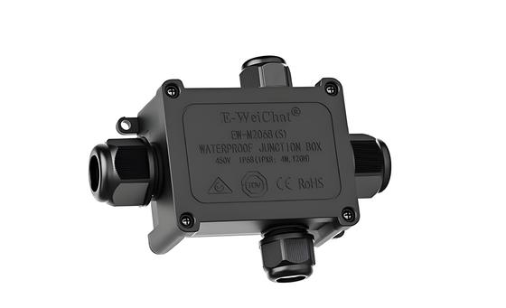 Scatola di giunzione impermeabile IP68 con pressacavo 1-in-3-out e struttura resistente alla corrosione per collegamenti dati elettrici